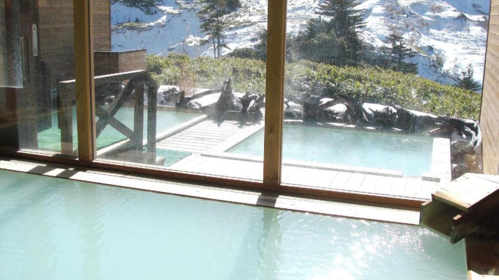Manza Juraku All-Inclusive Hotel Tsumagoi Buitenkant foto