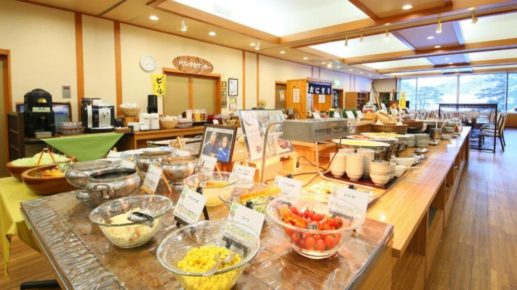 Manza Juraku All-Inclusive Hotel Tsumagoi Buitenkant foto