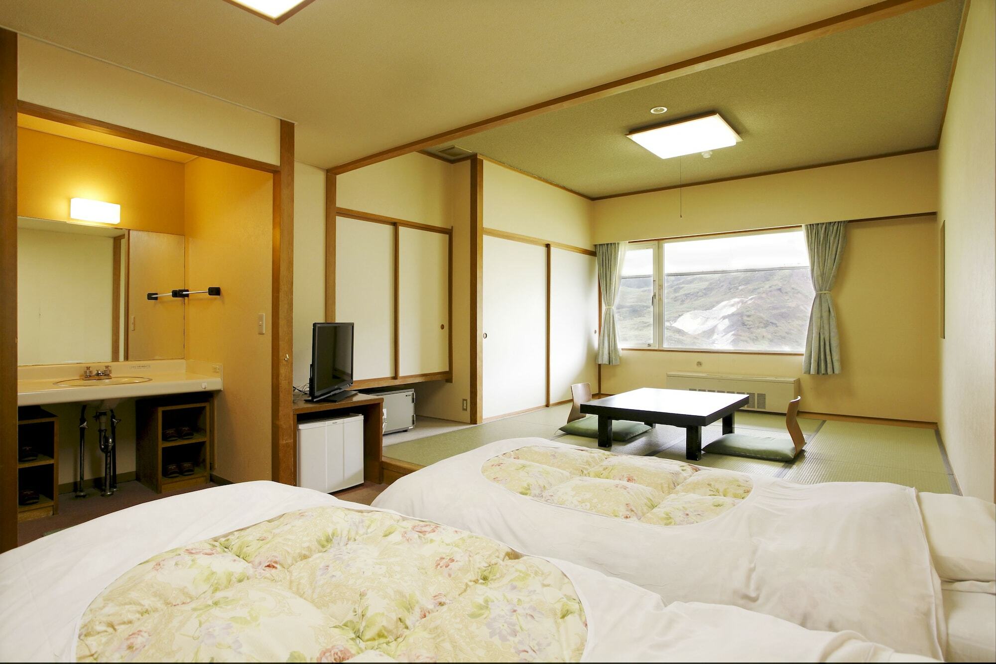 Manza Juraku All-Inclusive Hotel Tsumagoi Buitenkant foto